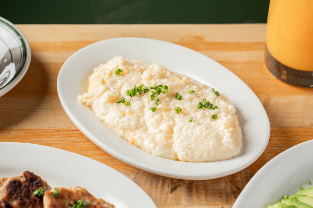 Side: Cheese Grits