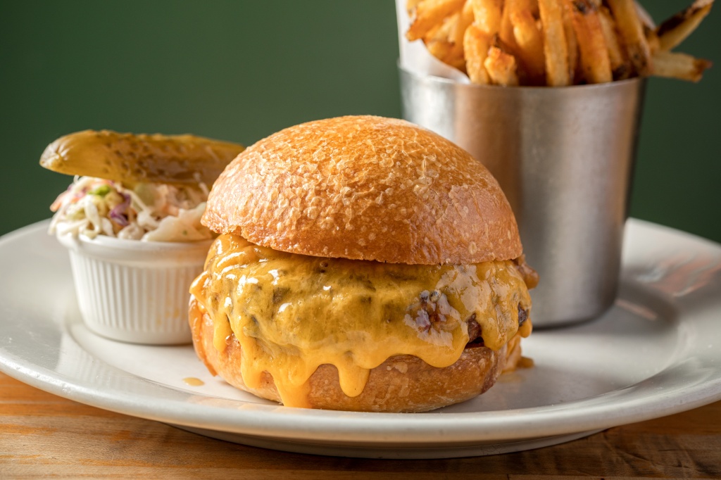 Clinton St. Cheeseburger