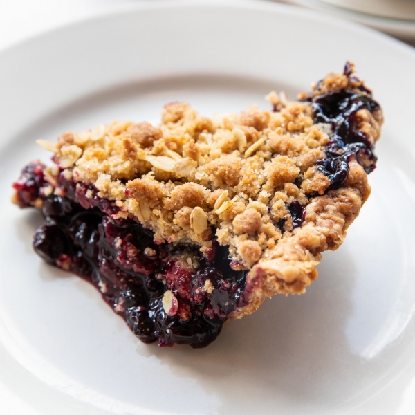 Blueberry Crumb Pie